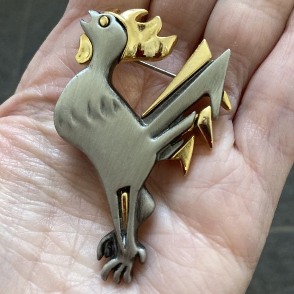Pewter rooster brooch by Faf of Montreal - Picture 2 of 3